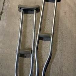 Crutches 