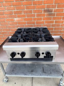 Royal Range of California RHP-24-4 24" Countertop Gas Hotplate with (4) Burners, Manual Controls, 120.000 BTU