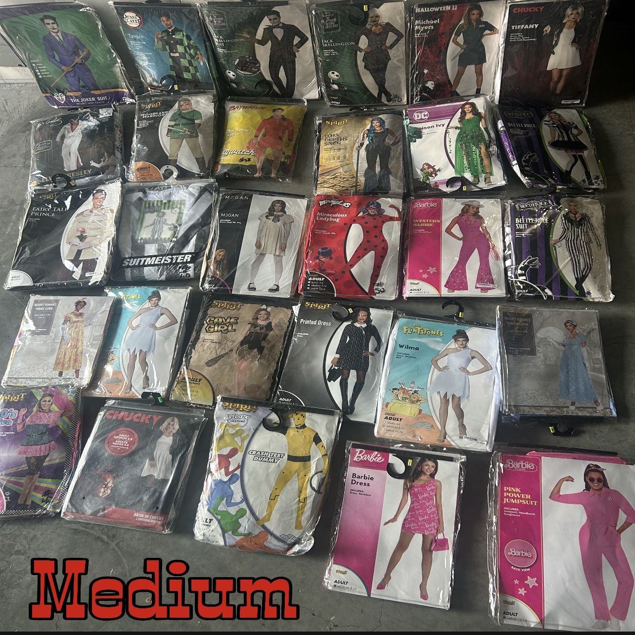 Costumes-Medium-New