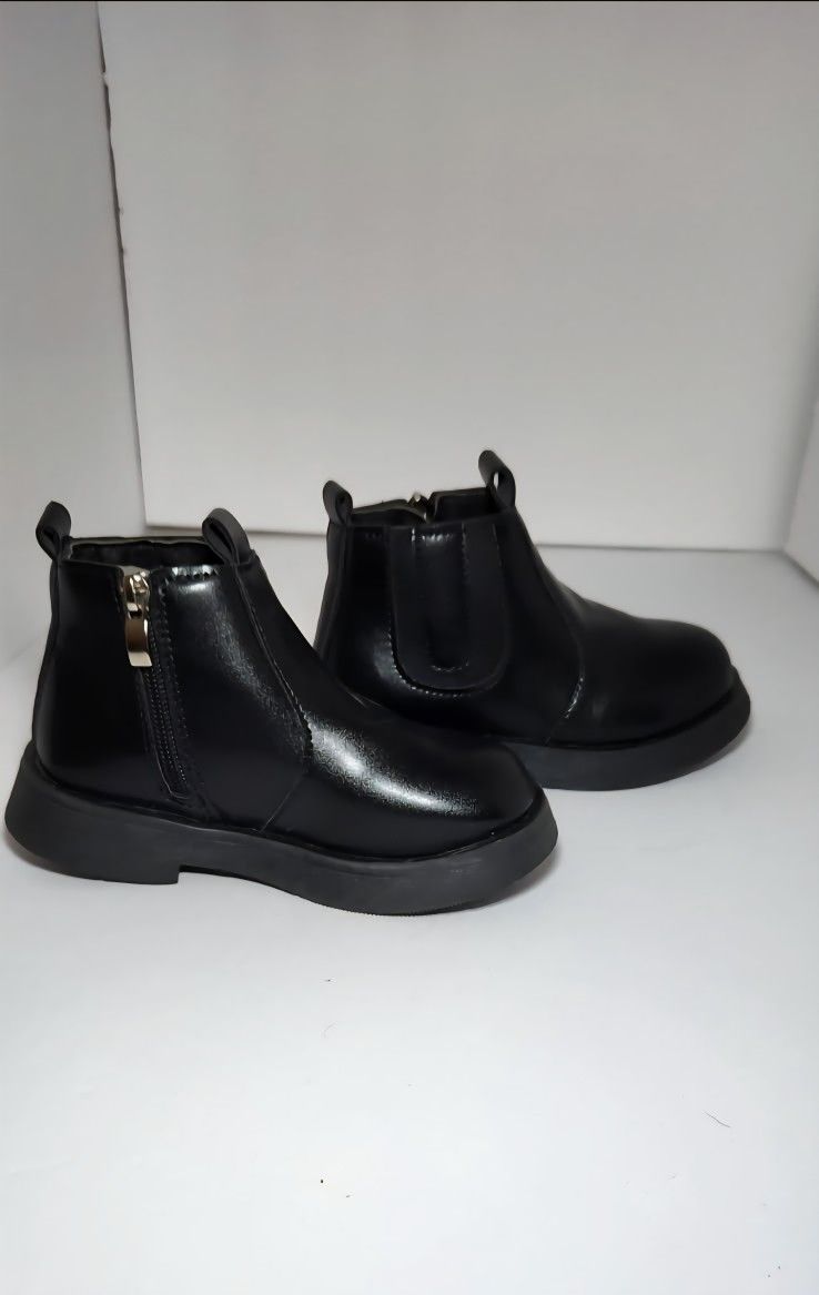 US Size 11 Girls Side Zip Up Ankle Boots