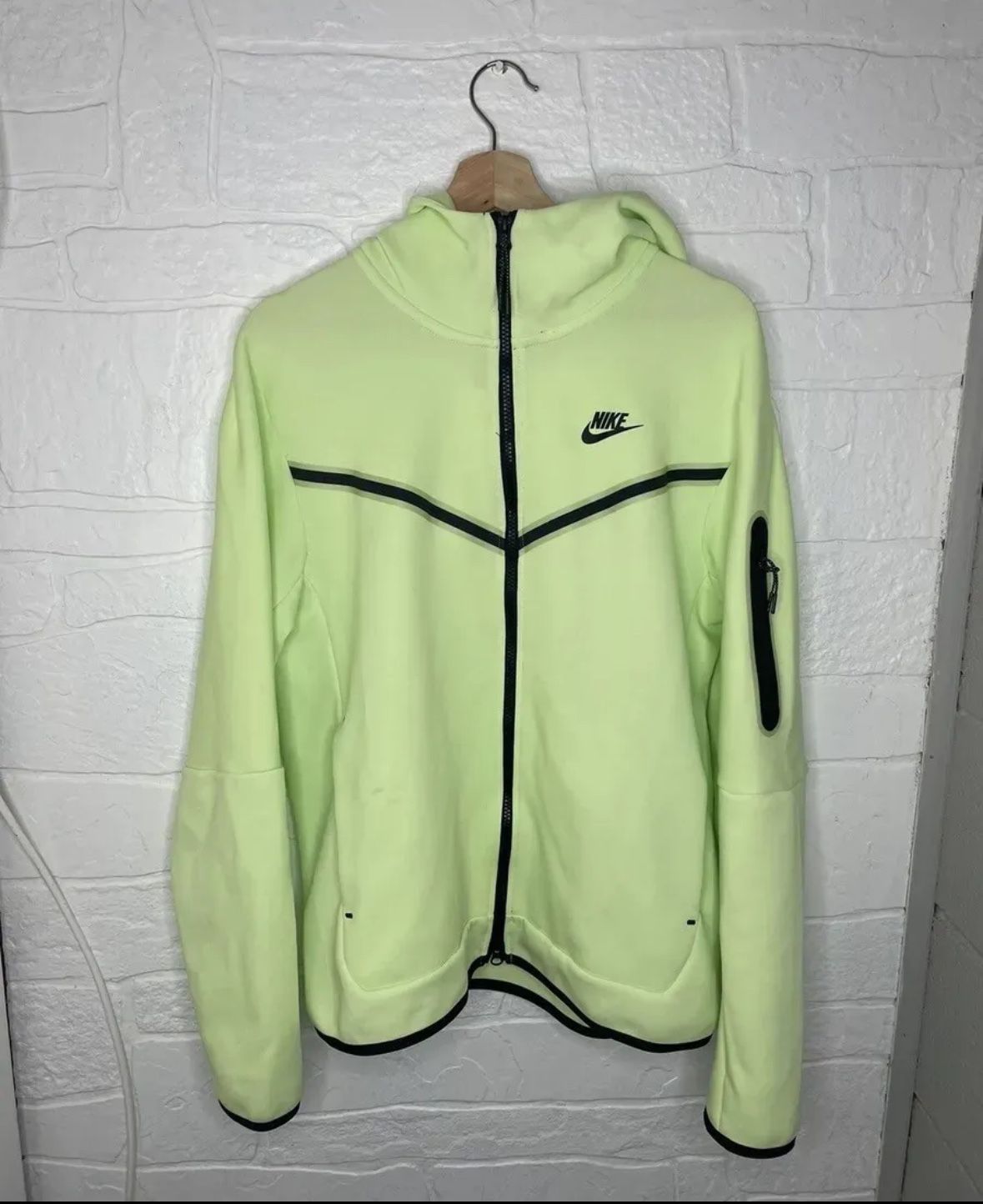 Nike Tech Fleece Neon Liquid Green Size Xxl