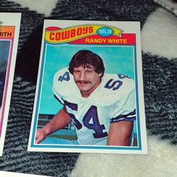 Football 1977 Topps Six Card Bundle Cash Porch Pickup Redmond. See Below