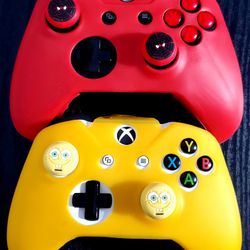 Custom Xbox One Controllers