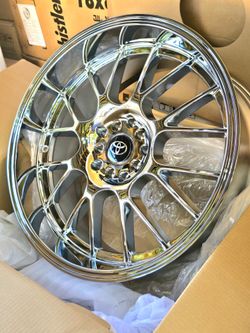18x8.5 NEW CHROME SHIFT CRANK WHEELS/RIMS. 5X100/5X114.3