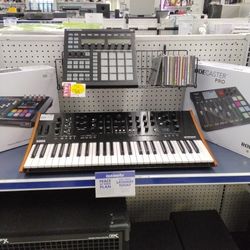 Dj Equipment 