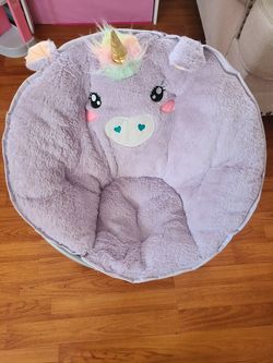 Kids confused chair