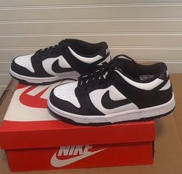 Nike dunk low (GS) New with box 5.5 Y Panda