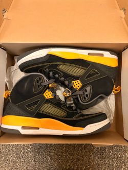 Jordan Spiz'ike "Black/University Gold"