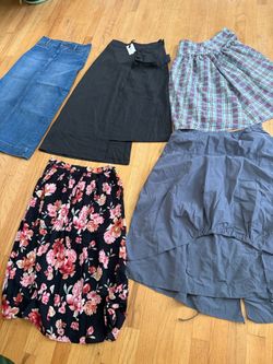 Midi Skirt bundle size small