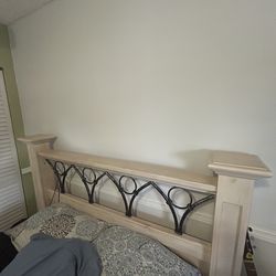 Queen bed frame with Genuine Wood (Heavy)