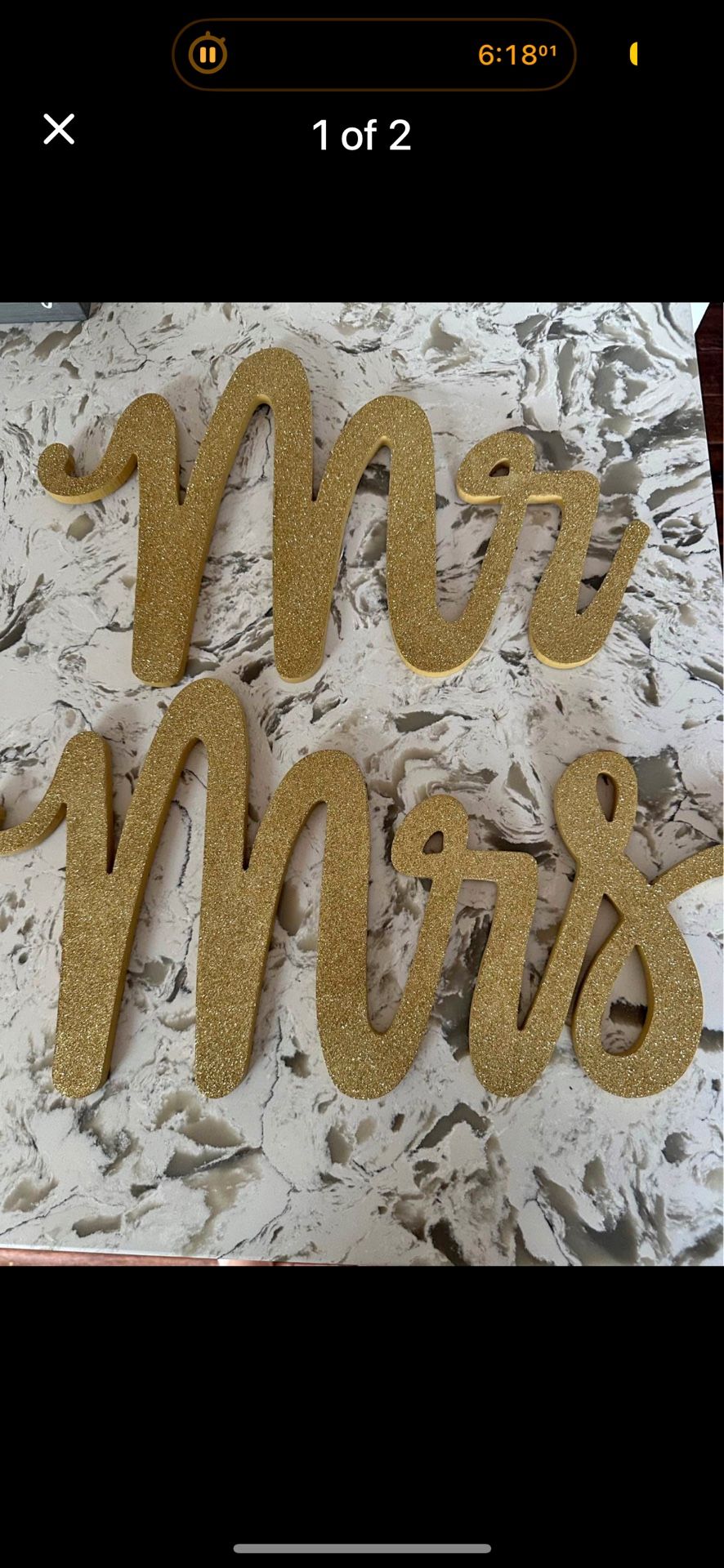 Gold Glitter Wedding Mr & Mrs Sign