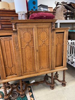 Antique Oak Cabinet with Barley Twist Legs