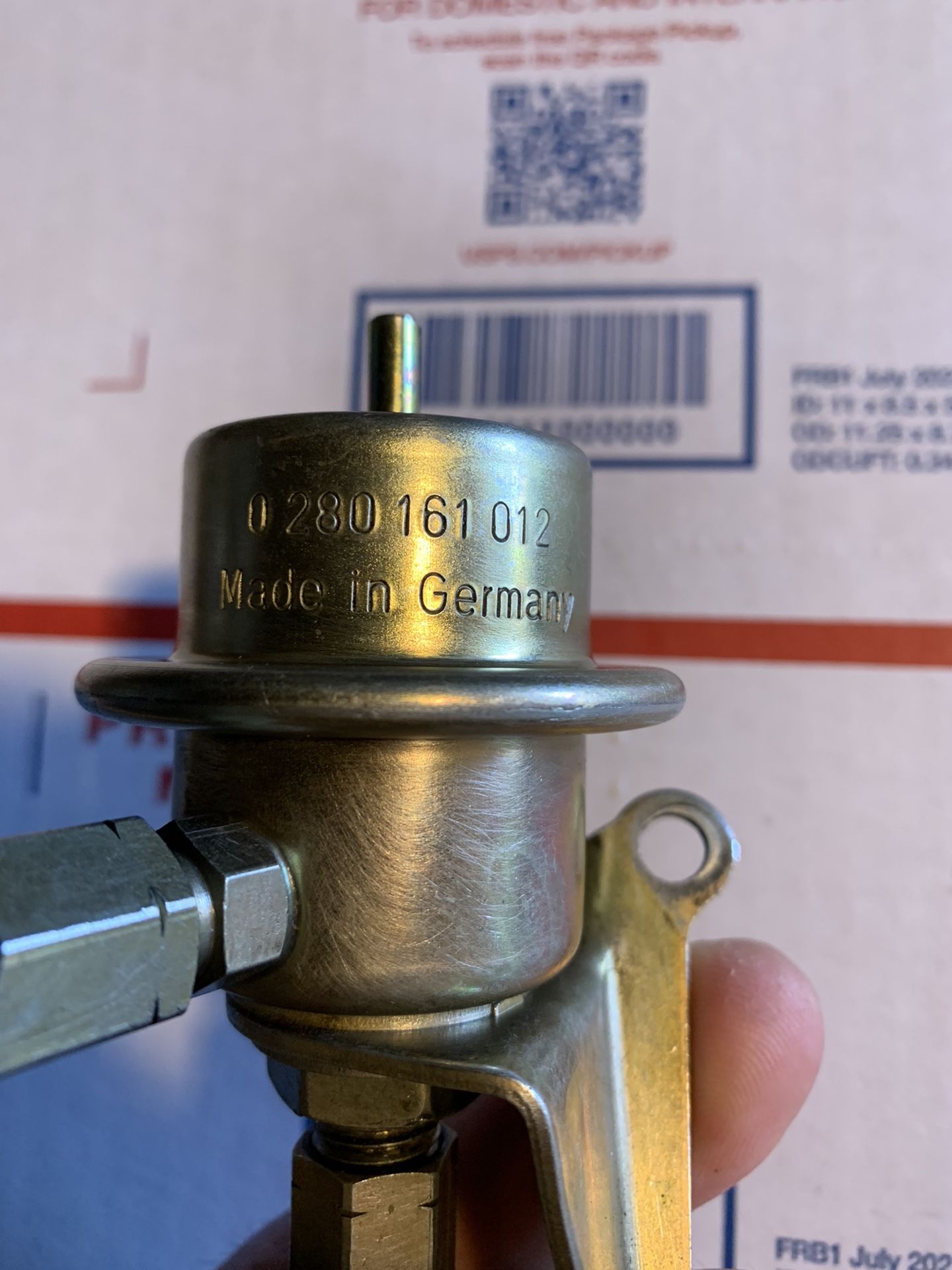 Mercedes 380SL 380SEC 500SEC Fuel Pressure Regulator Bosch Clean Tested