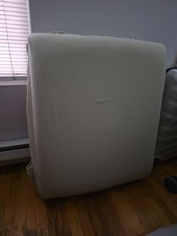 Massage table free
