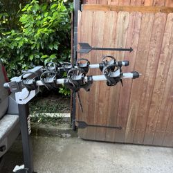 Thule 4 Bike Mount With 2” Hitch Mount