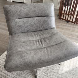 Gray Leather Gaming Chair 