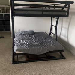 Twin/Full Sturdy Metal Bunk Bed