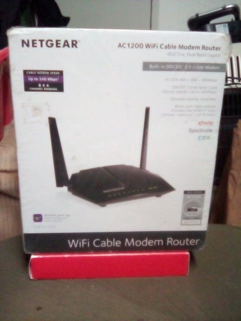 NET GEAR MODEM ROUTER Bnew Sealed L@@k