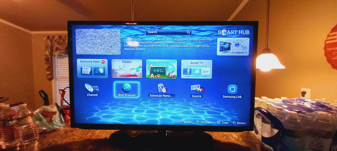 SAMSUNG 40 Inch SMART TV 1080p / l.e.d