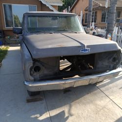 Chevy C 10  Long Bed