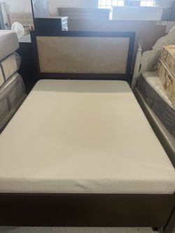 Full size mattress and box spring and bed