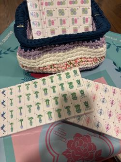 Lavish Lavender American Mahjong Tile Set