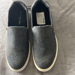 Shoes…New Loafer Sneaker Slides Size 6 Designer Kenneth Cole In Wool Gray Color