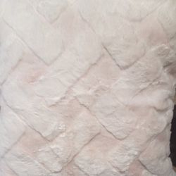 2 Faux Fur Throw Pillows 18x18