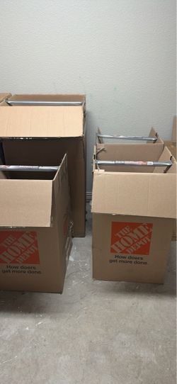 Wardrobe moving boxes