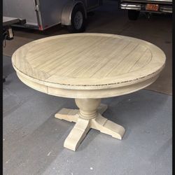 Kitchen Table Round 