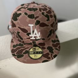Used Fitted  LA Hat  Size 7 3/4 $15