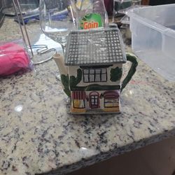 Tea Pot 10$ 