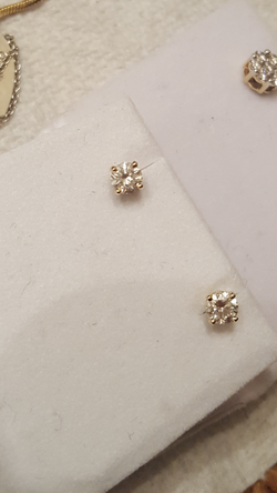 14k gold and diamond earings