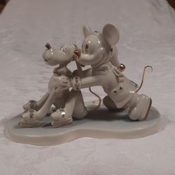 Lenox Disney Mickey $Pluto Skaters Disney Showcase Porcelain 