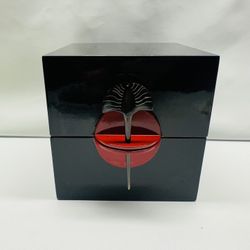 Art Deco Asian Japonisme–Style Black and Red Lacquered Jewelry Box (Circa 1980s)