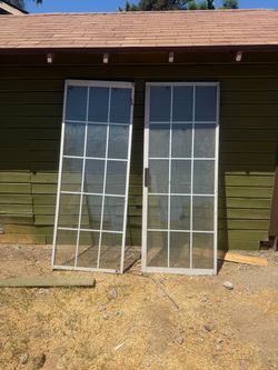 Sliding patio doors