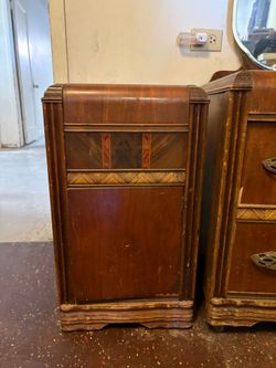 Vintage Art Deco Wooden Bedside Cabinet