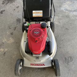 Lawnmower Honda HRR216 Lawn Mower
