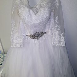 Size 16 White Wedding Dress 