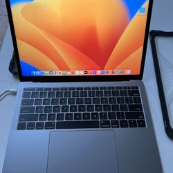 MacBook Pro 13” 2017
