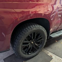 Terra grappel G2 LT285/55R22 tires and wheels