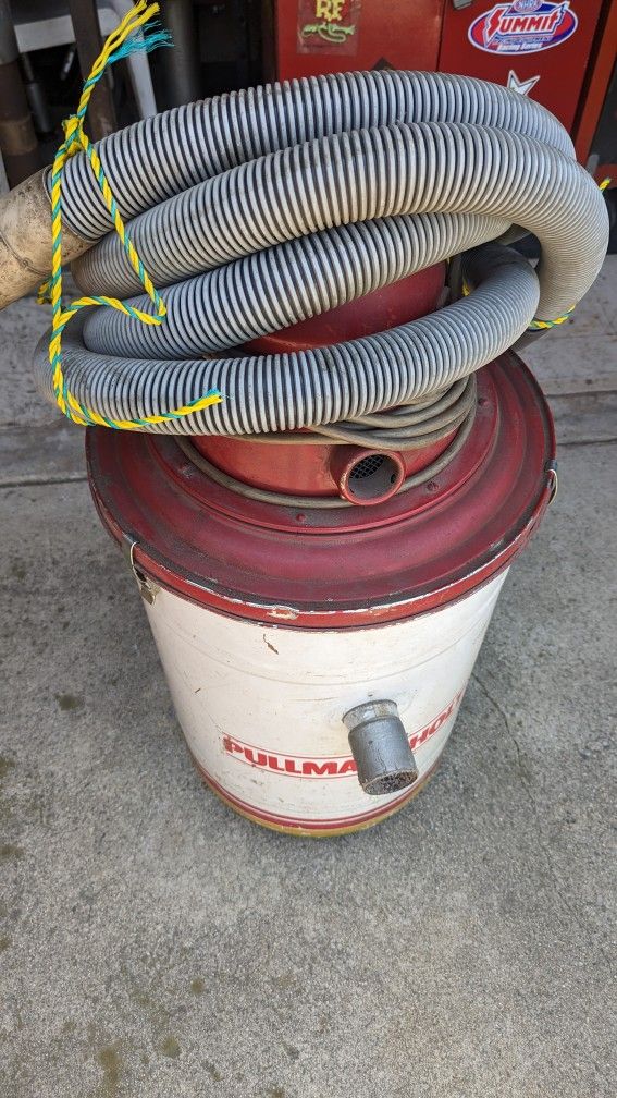 Vintage Pullman With Holt