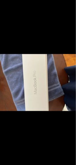 LIKE NEW - 14inch M4 Pro Chip MacBook Pro - Silver - 24gb RAM - 1TB SSD - Nano Texture Display - 14 Core CPU And 20 Core GPU