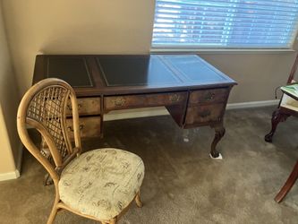 Small Elegant Writing Desk