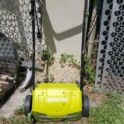 Sun JOE Electric Lawn Dethatcher & Scarifier