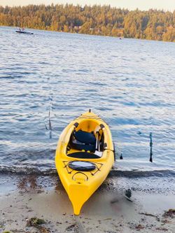 Equinox 14' Tandem Kayak with 2 Paddles - Excellent Condition!