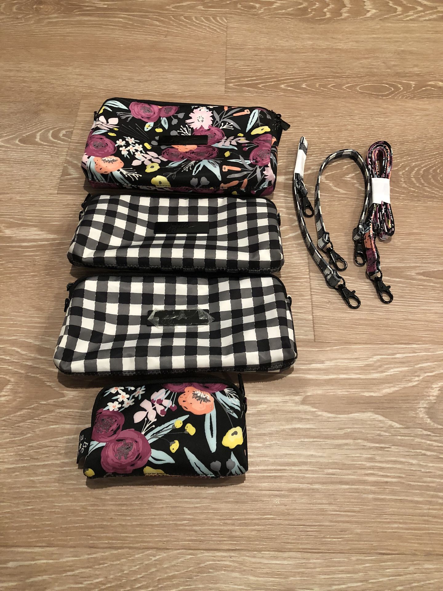 Jujube Black And Bloom Be Set Pouches