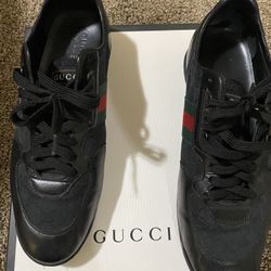 Authentic Gucci Sneakers Size 13   150$