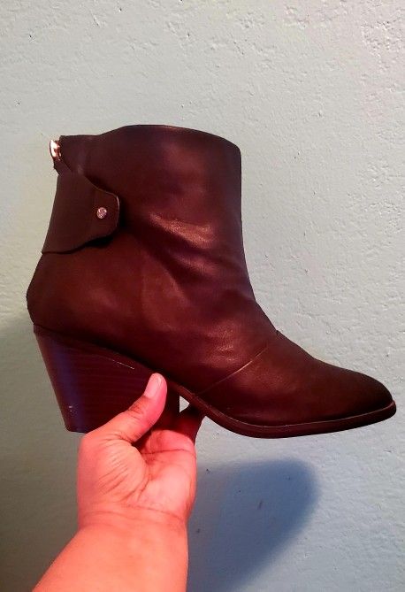 Black Leather Booties...size 10 Womens..good Condition!