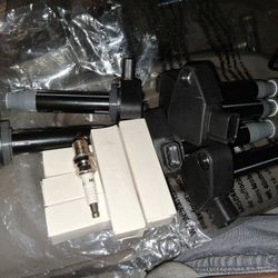 Honda Accord Or Acura  V 6 Set Of Ignition coil packs and Spark Plugs 